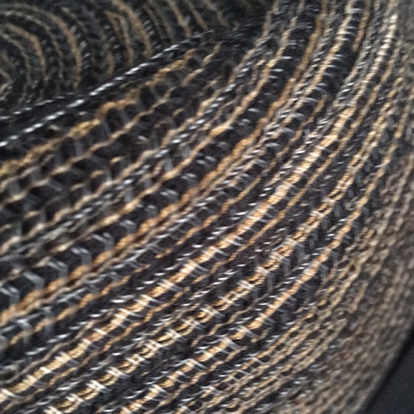 Roots hat - Picture 5 of 5